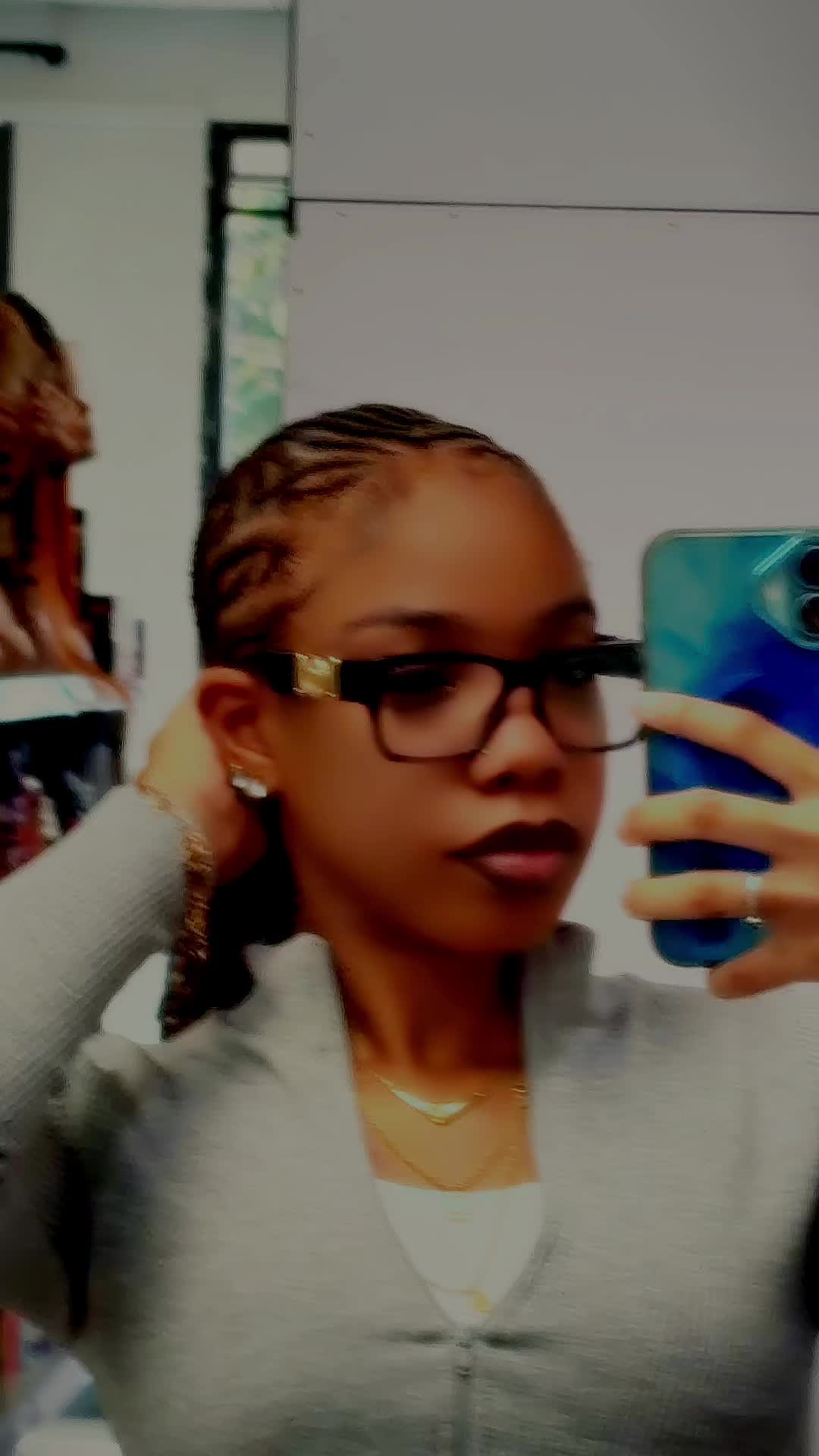 @Dee🩵.