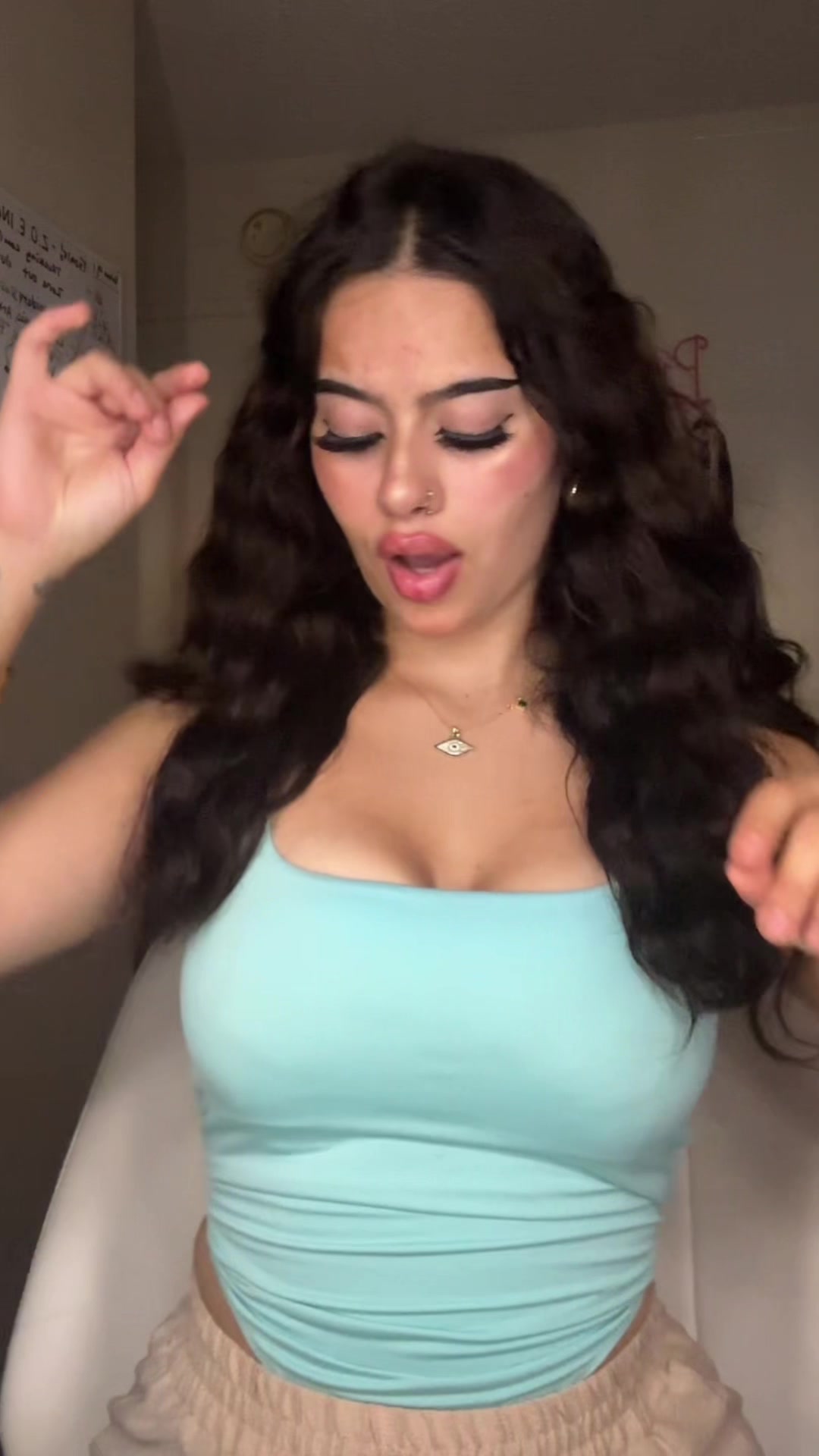 @habibiitsmimi