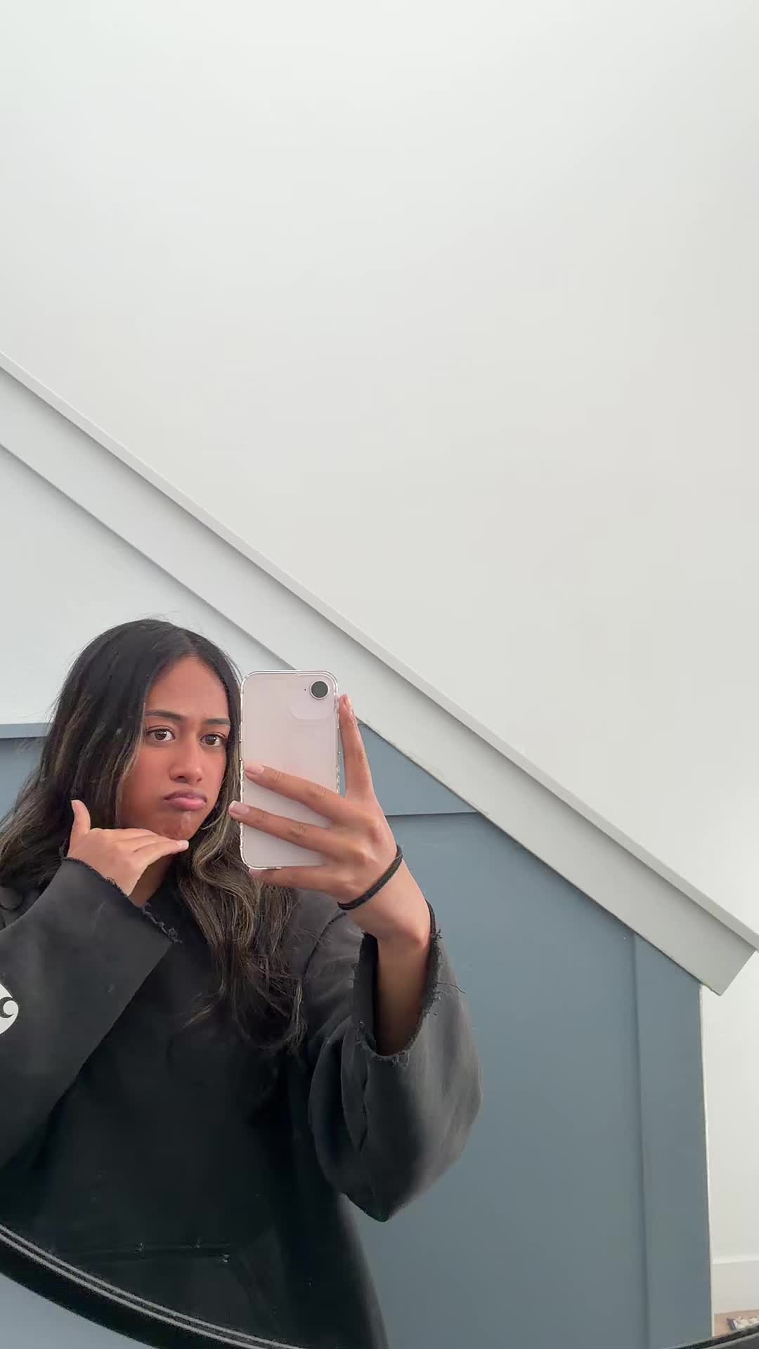 @whoisronice
