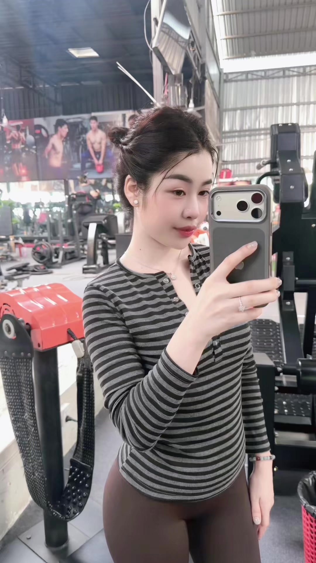 @Van Dy
