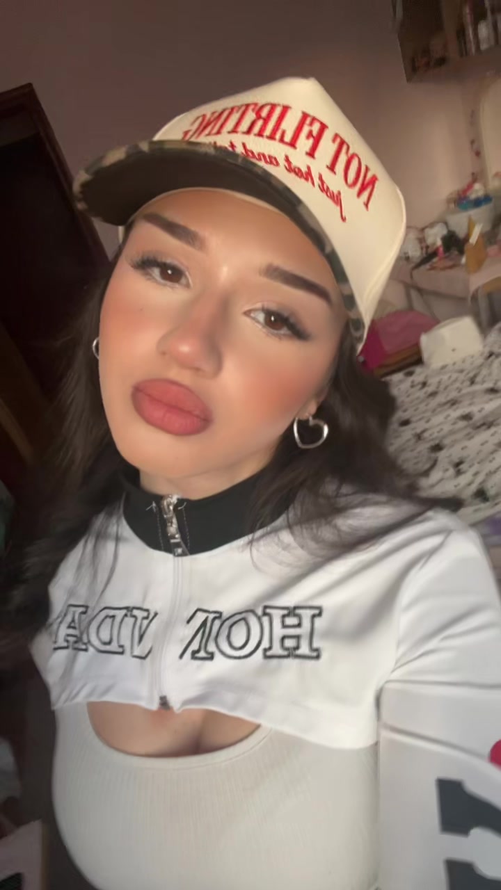 @unlatina
