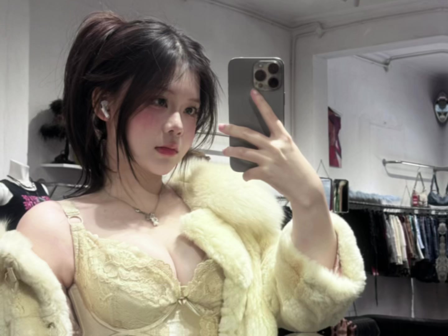 @Diệu Linh 🐿️🤎