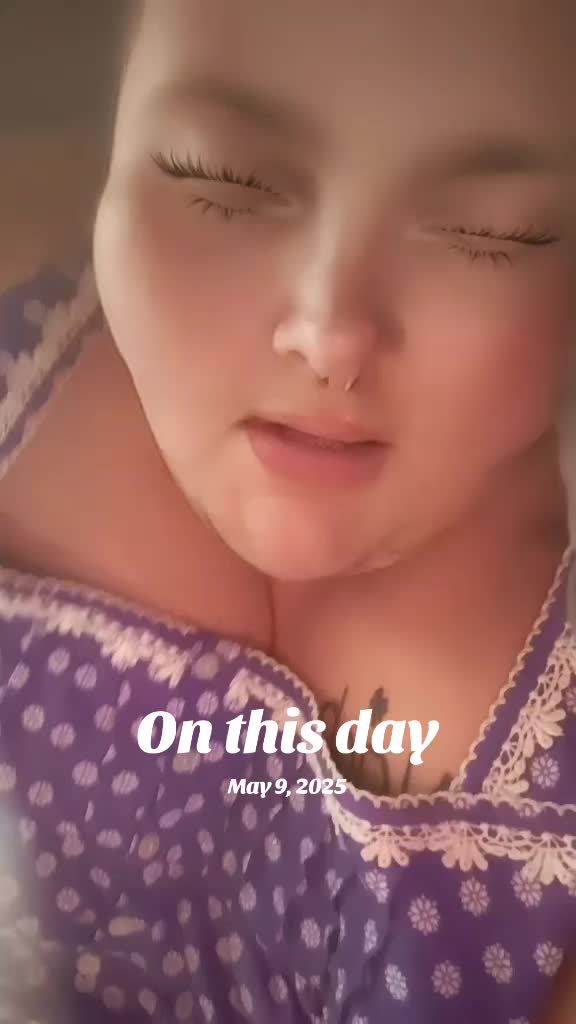 @Wolf_Queen