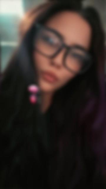 @Xthiccums