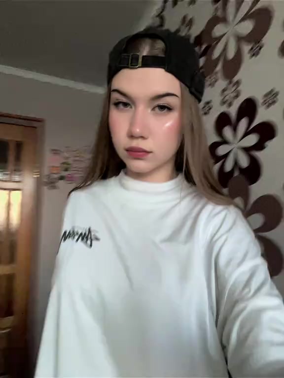 @эм