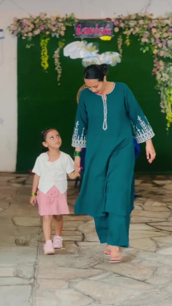 @Swikriti 🌎 Mum❤️❤️🧿