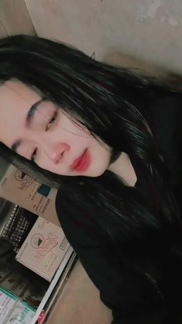 @𝙇,𝙈,𝙏 ◆︎ 𝚀ᴜᴇᴇɴ ᴛᴀᴛᴀ