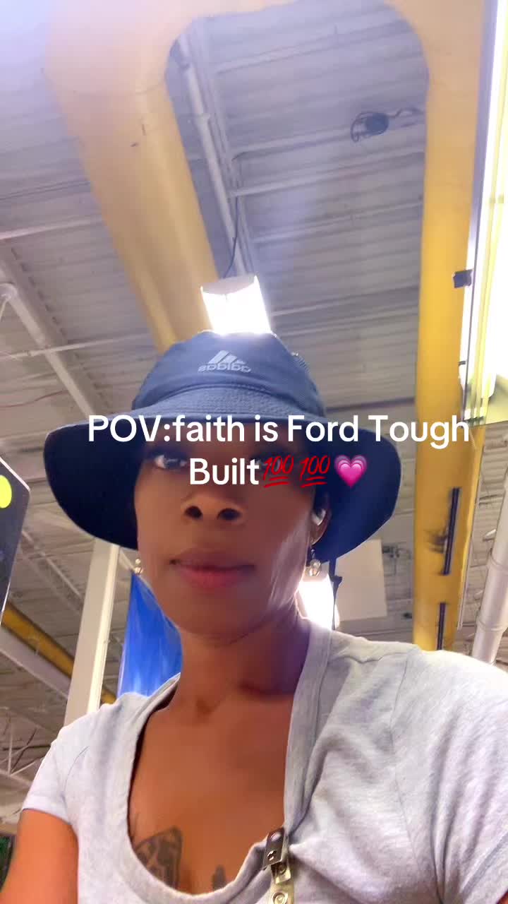 @QueenLawne