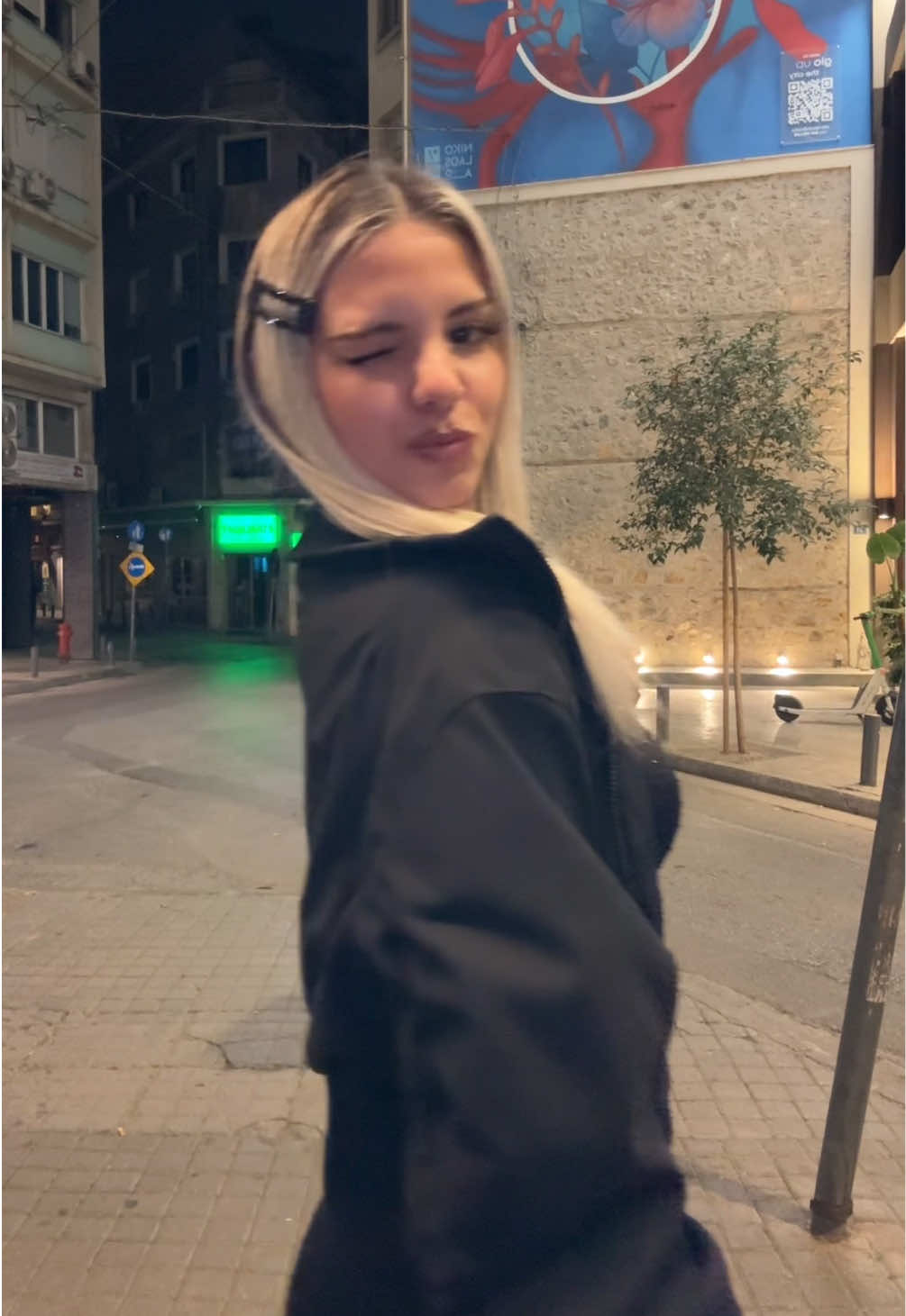 @๐๐
๐