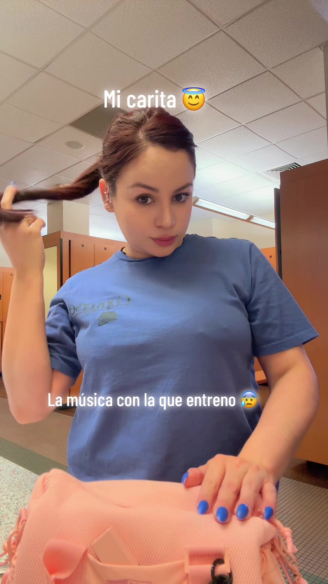 @Nina ✨