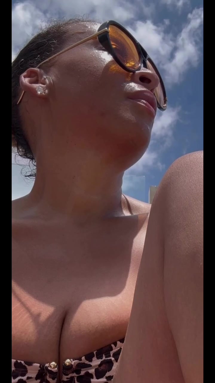 @Jen Jones ✨ DFW SOCIAL