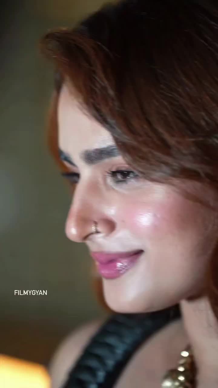 @Ayesha khan