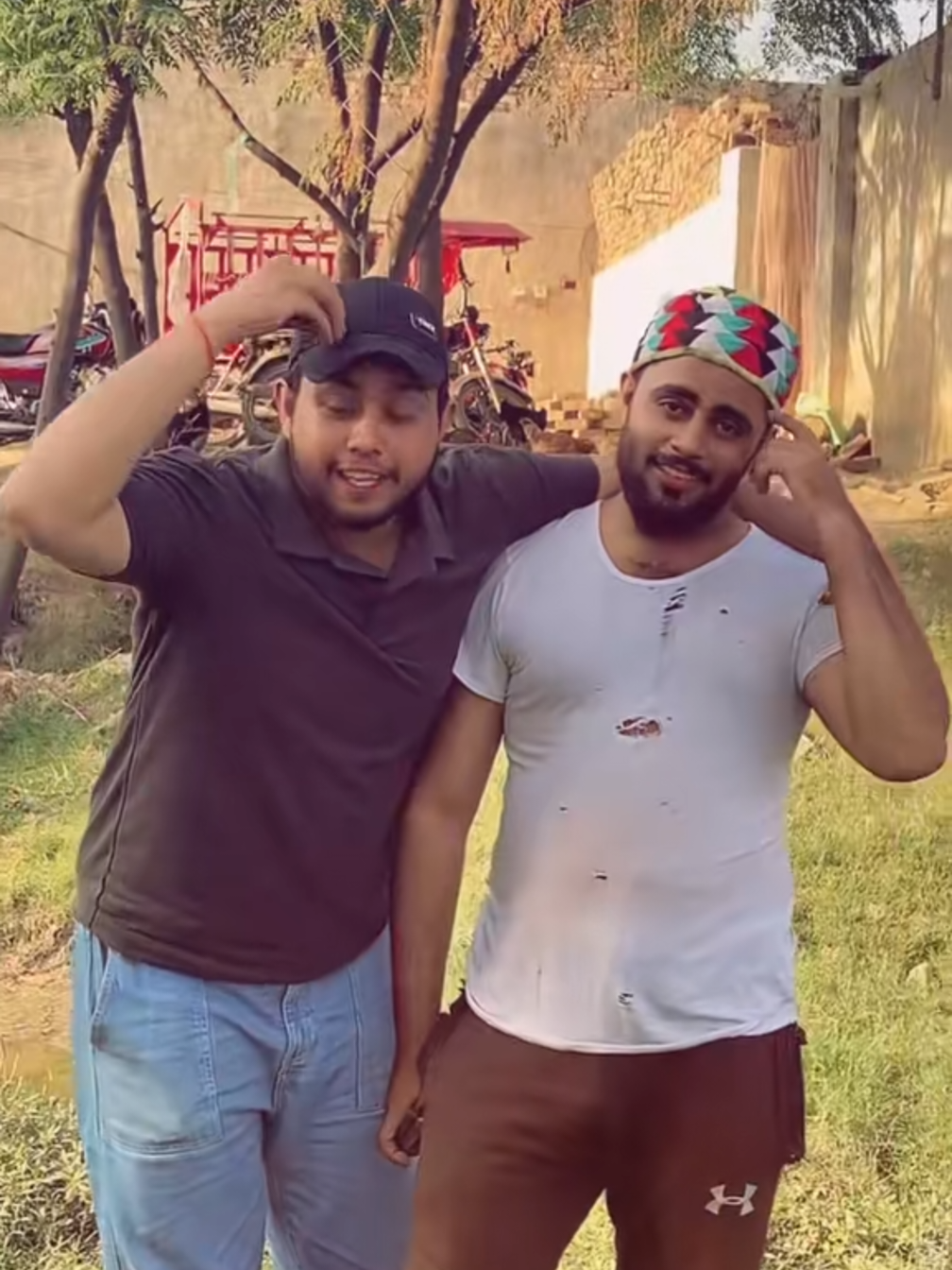 @mzeeshu59 😶&zwj;🌫️