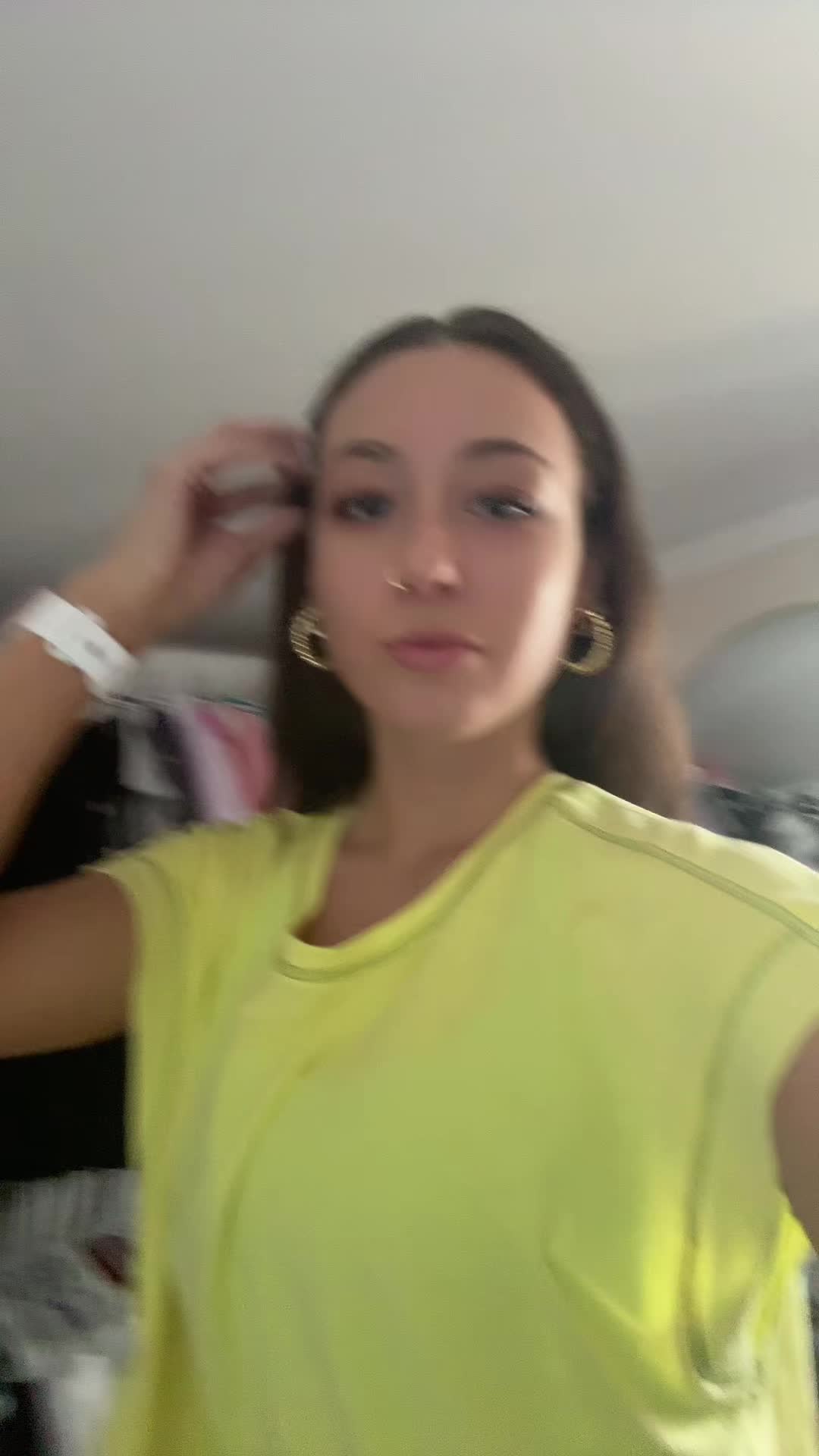 @weirdgirIhotbod