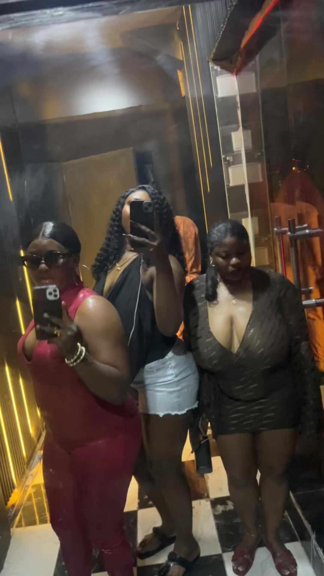 @AMINAT ✨️🤍