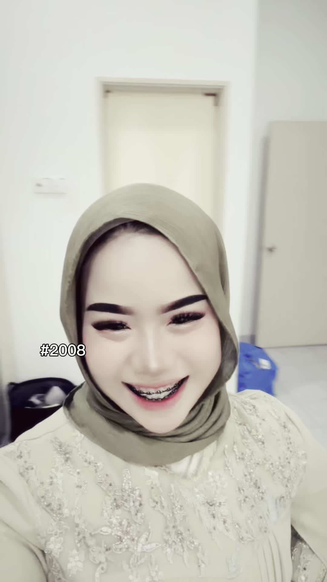 @Lyaaa