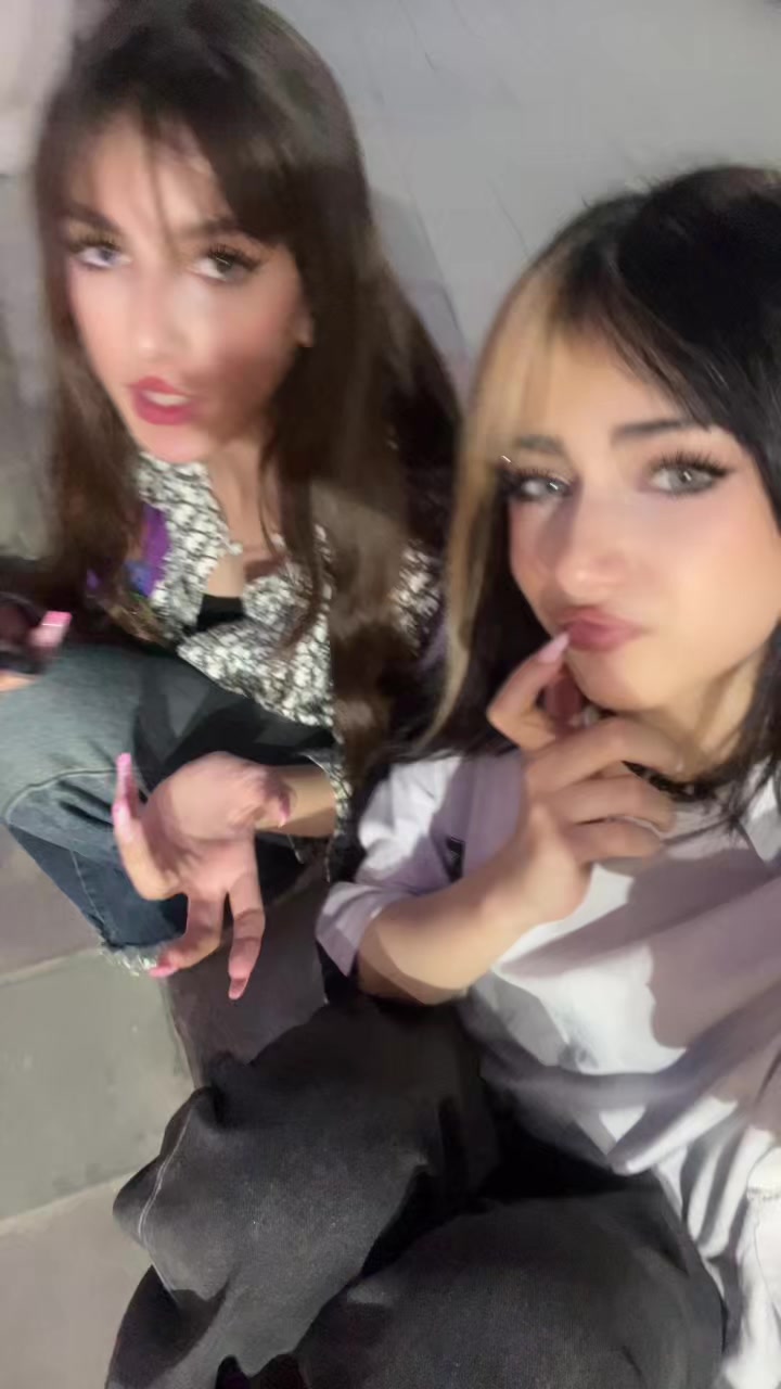 @repooni_r