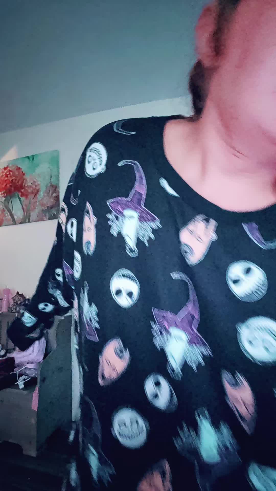 @Chellyissomewhere710