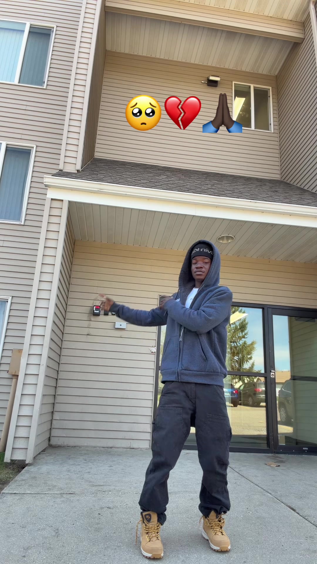 @Dopebowy Jethro🇱🇷✌🏿