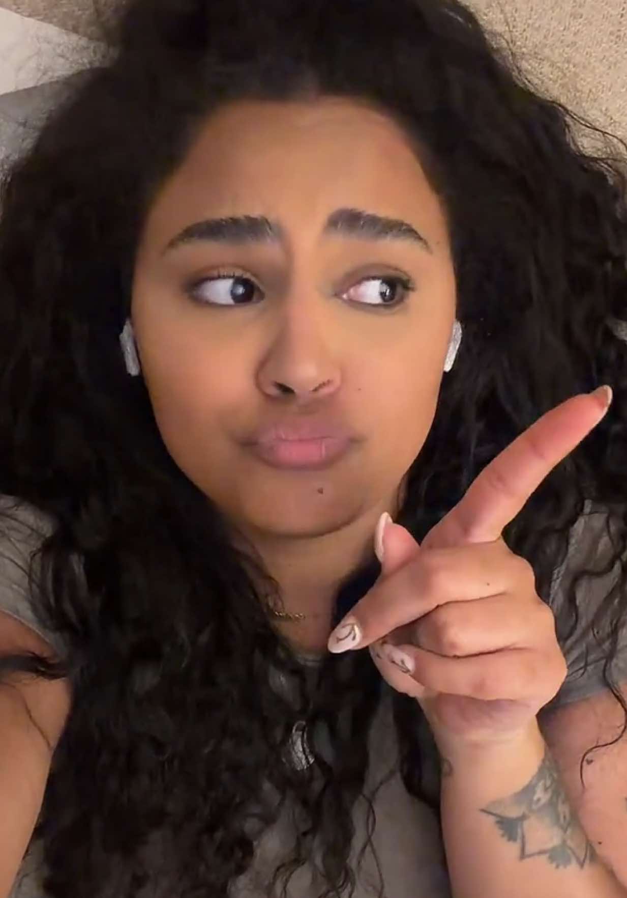 @โ
โ Camila Bice ๐ง๐ท๐