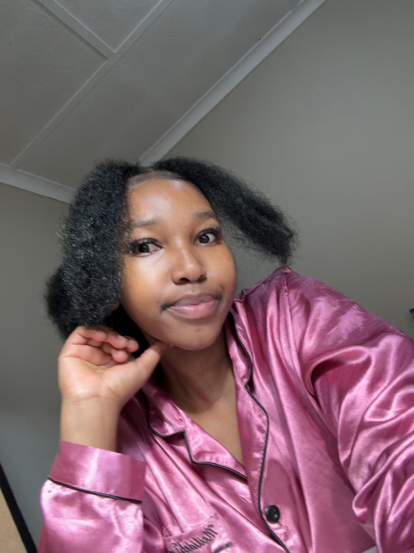 @Zee Zizibele ❤️