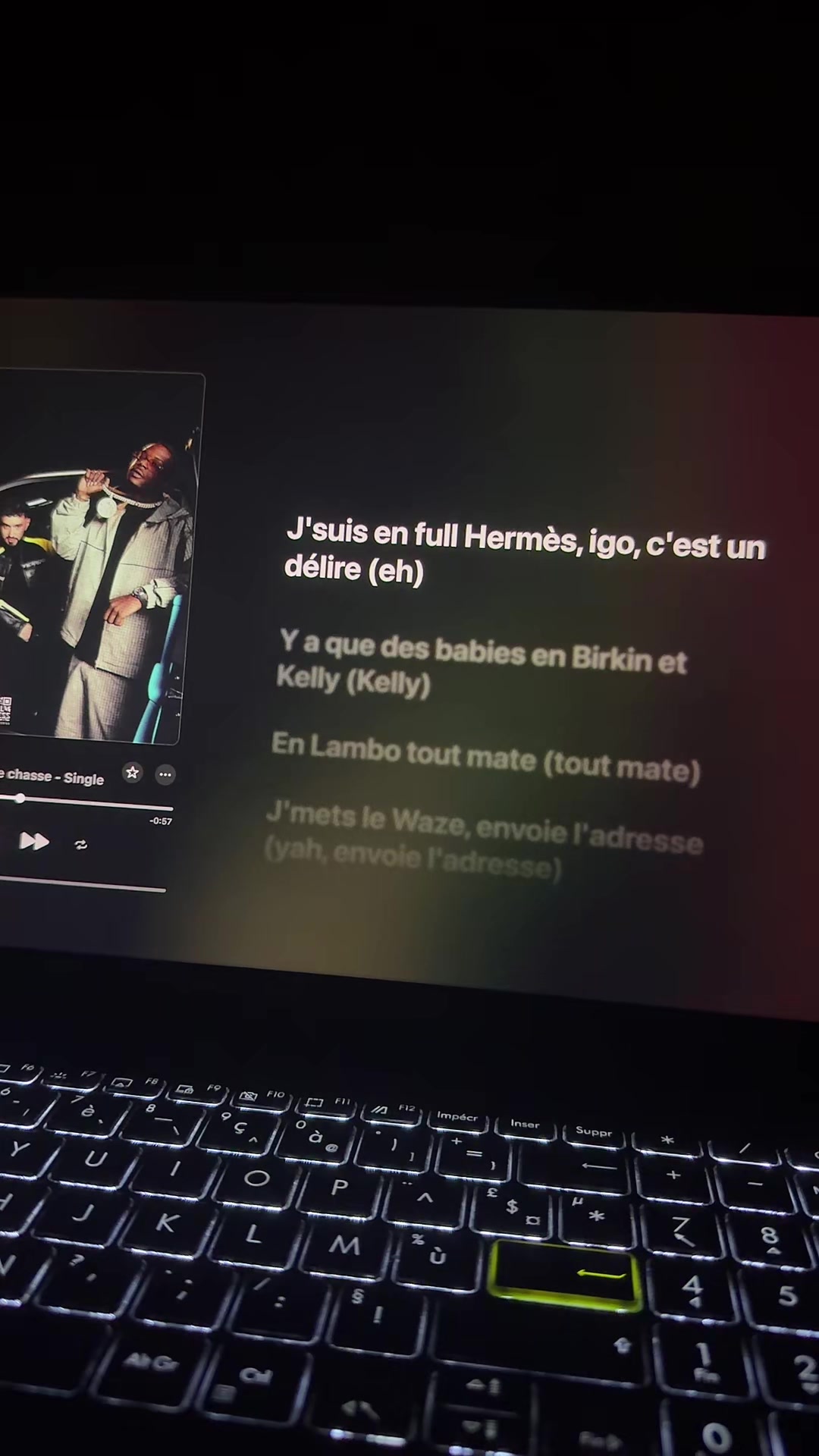 @Lyrics_vibes