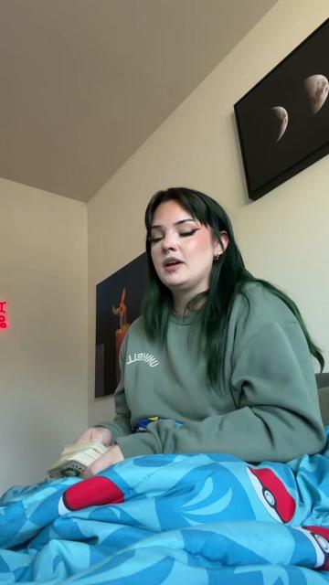 @Makala 🕯️🦇🥀