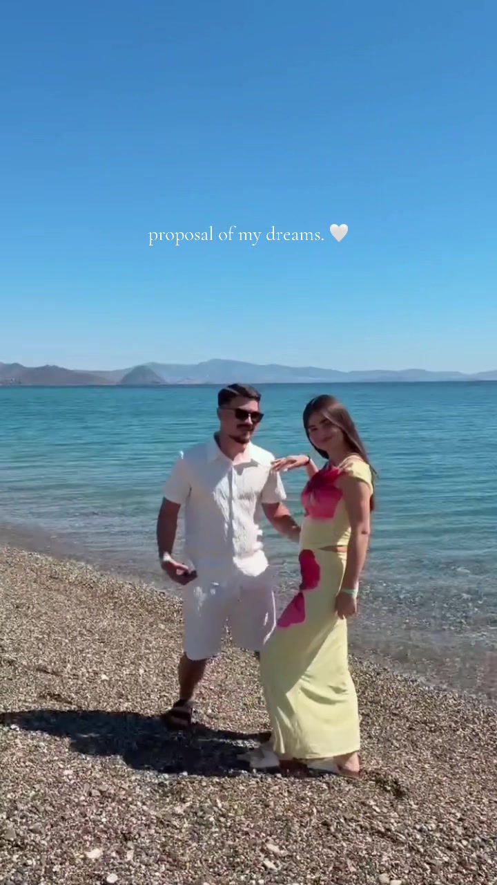 @Andreea Andronic