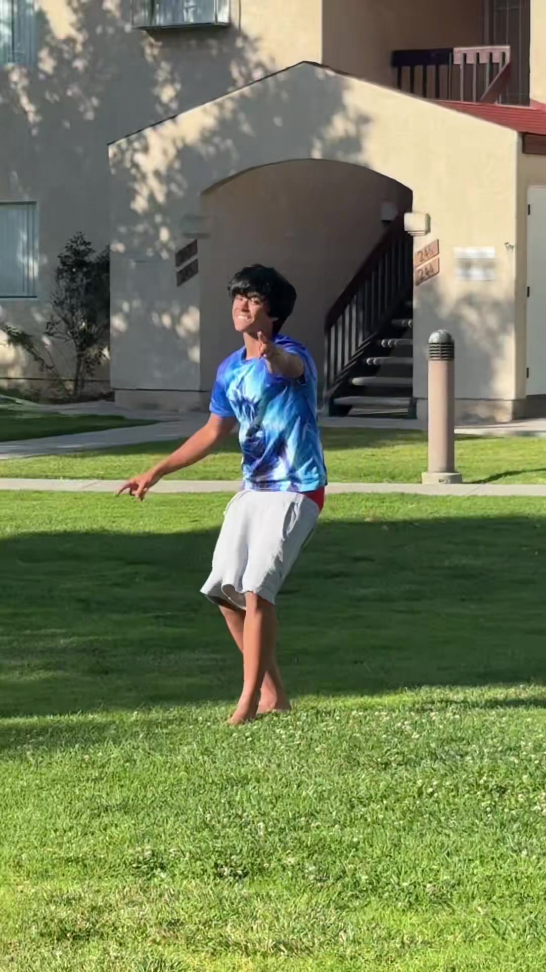 @️brodeez 