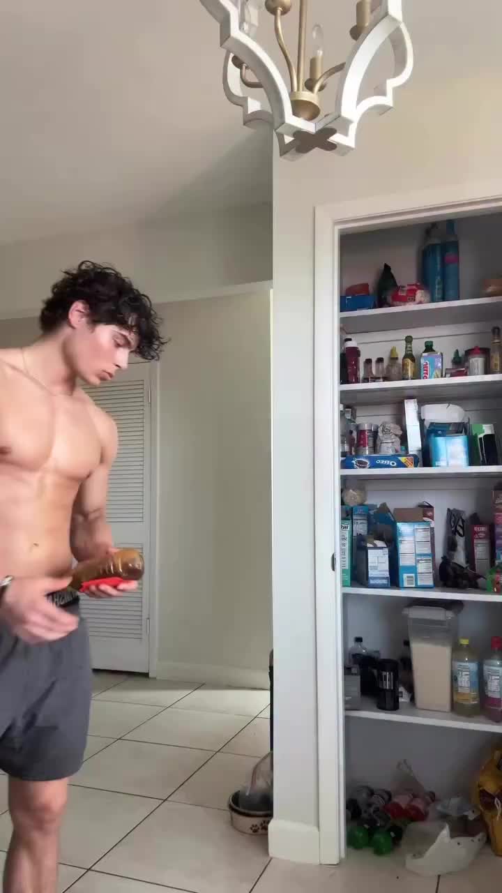 @Isabella