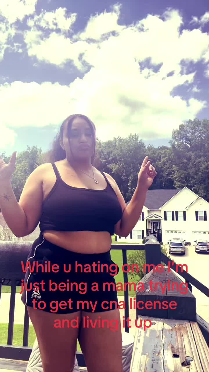 @Honeyykayybaby