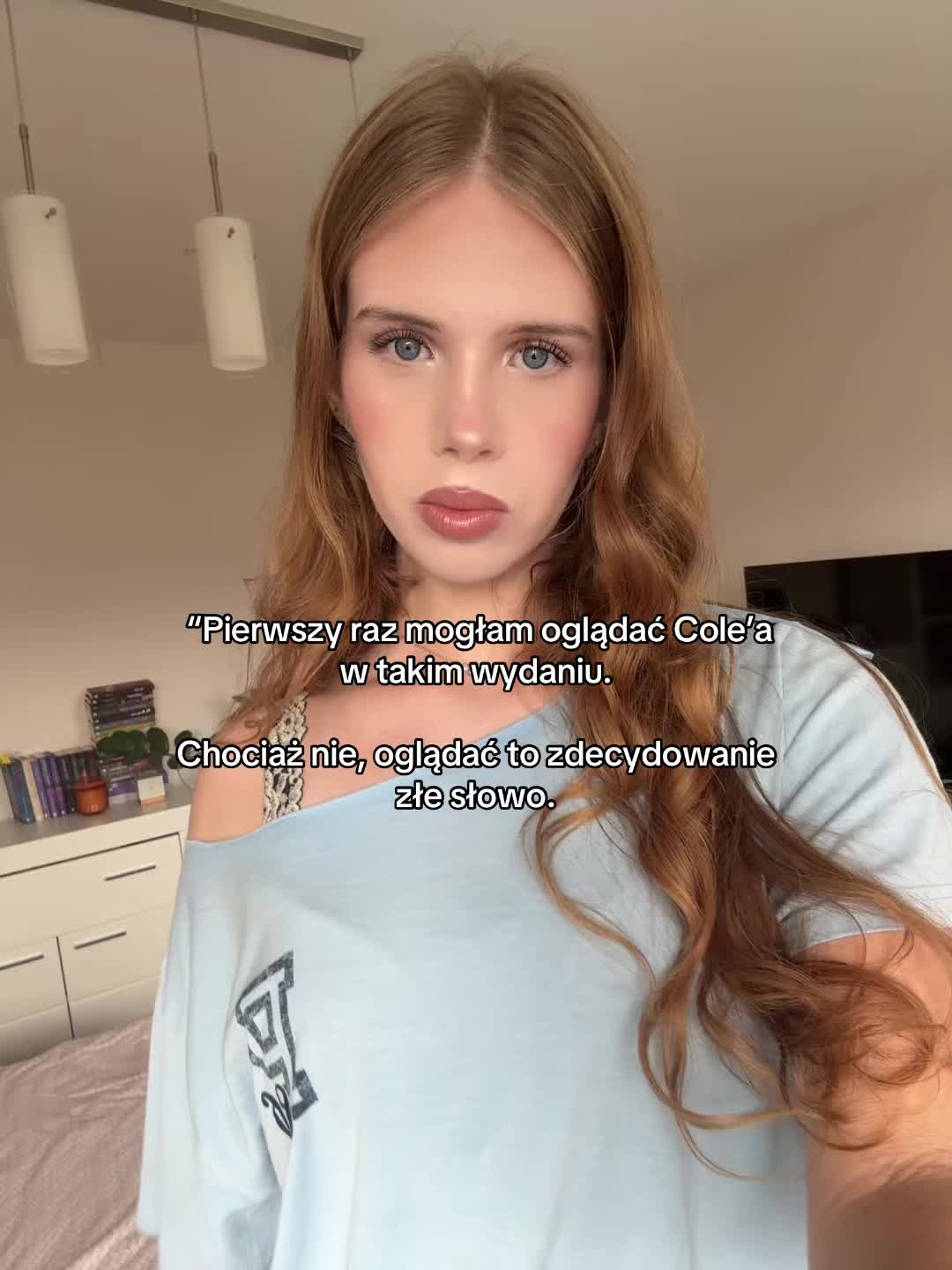 @veronica || booktok