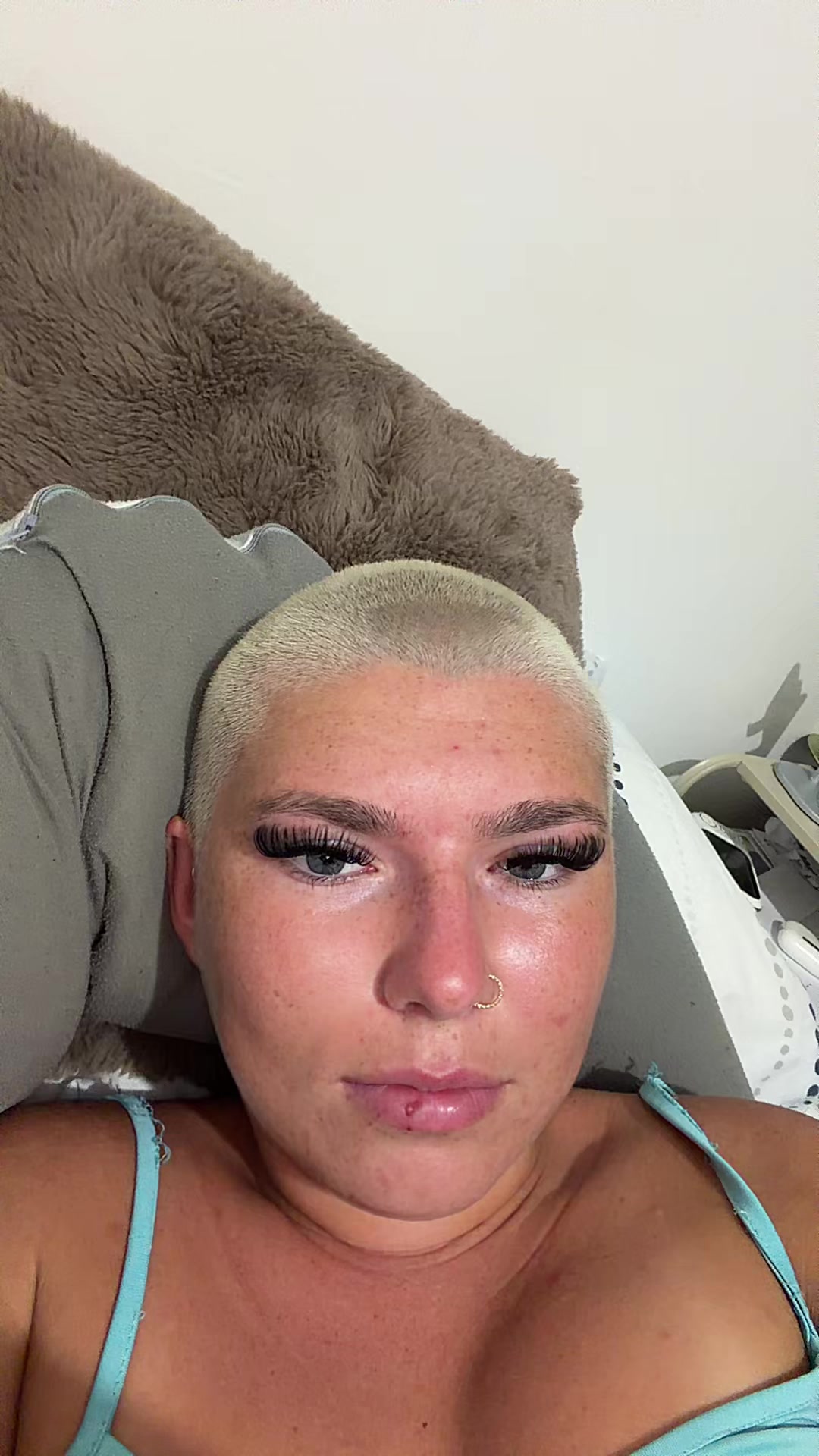 @loaaaa_bi