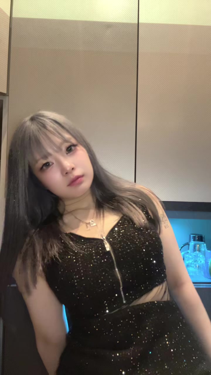 @Hina