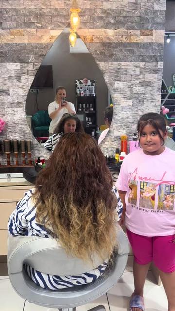 @Ceylin kuaf&ouml;r 💇&zwj;♀️