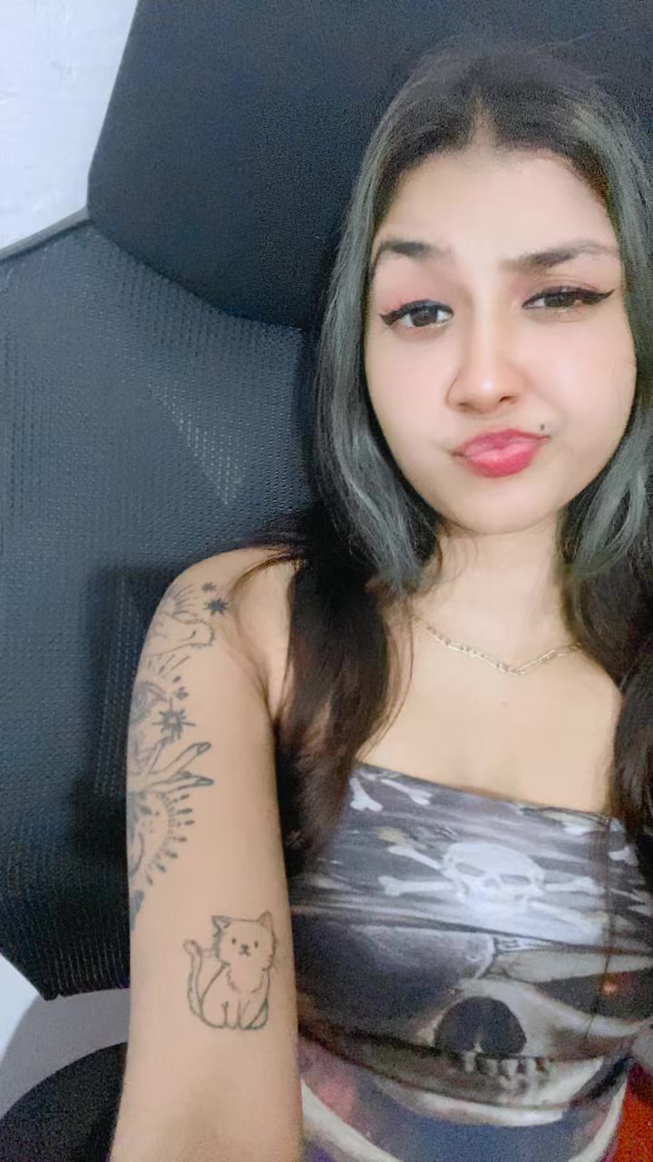@❤️Rashmi Cruz Officially❤️