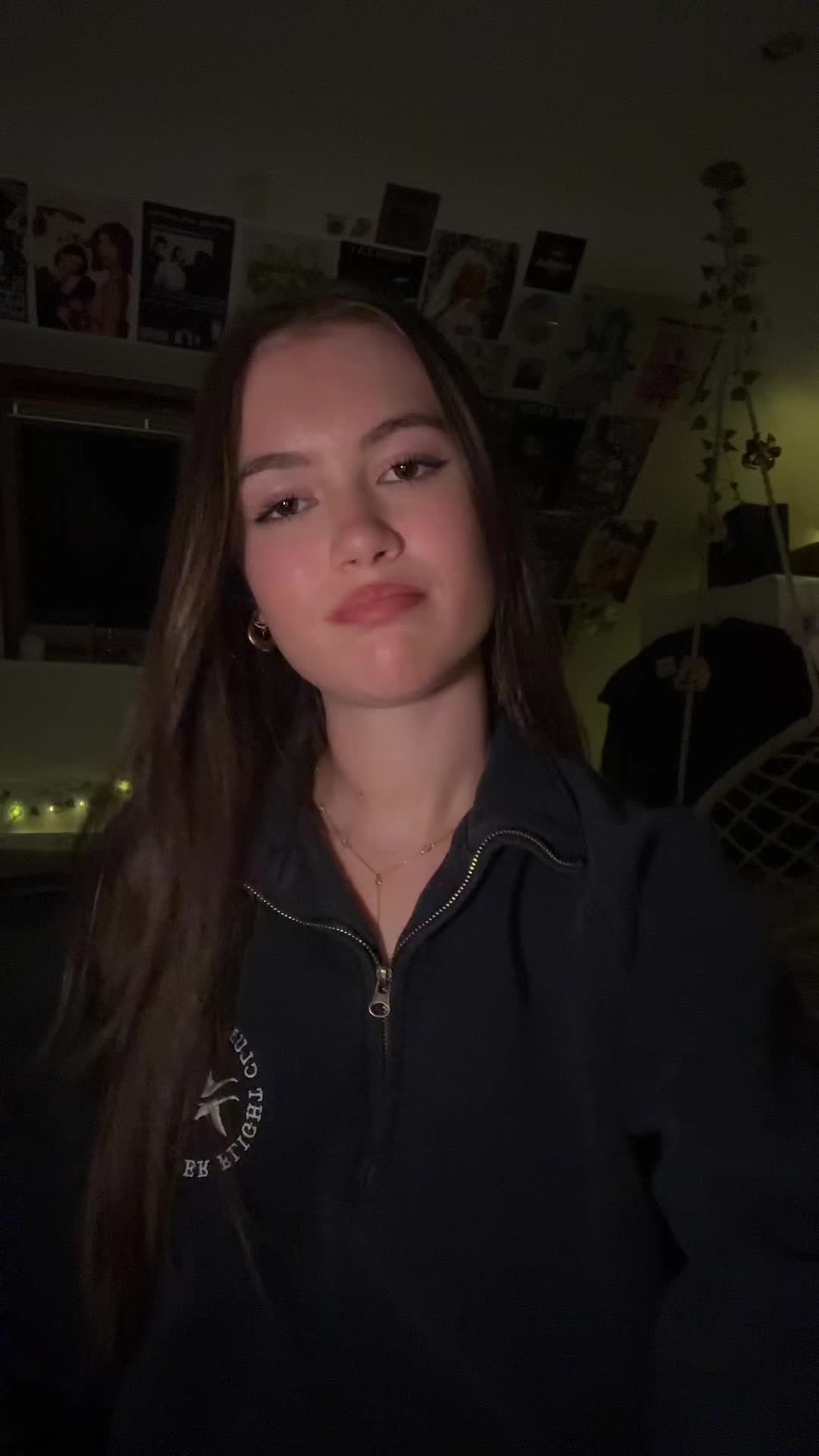 @ellie ⭑