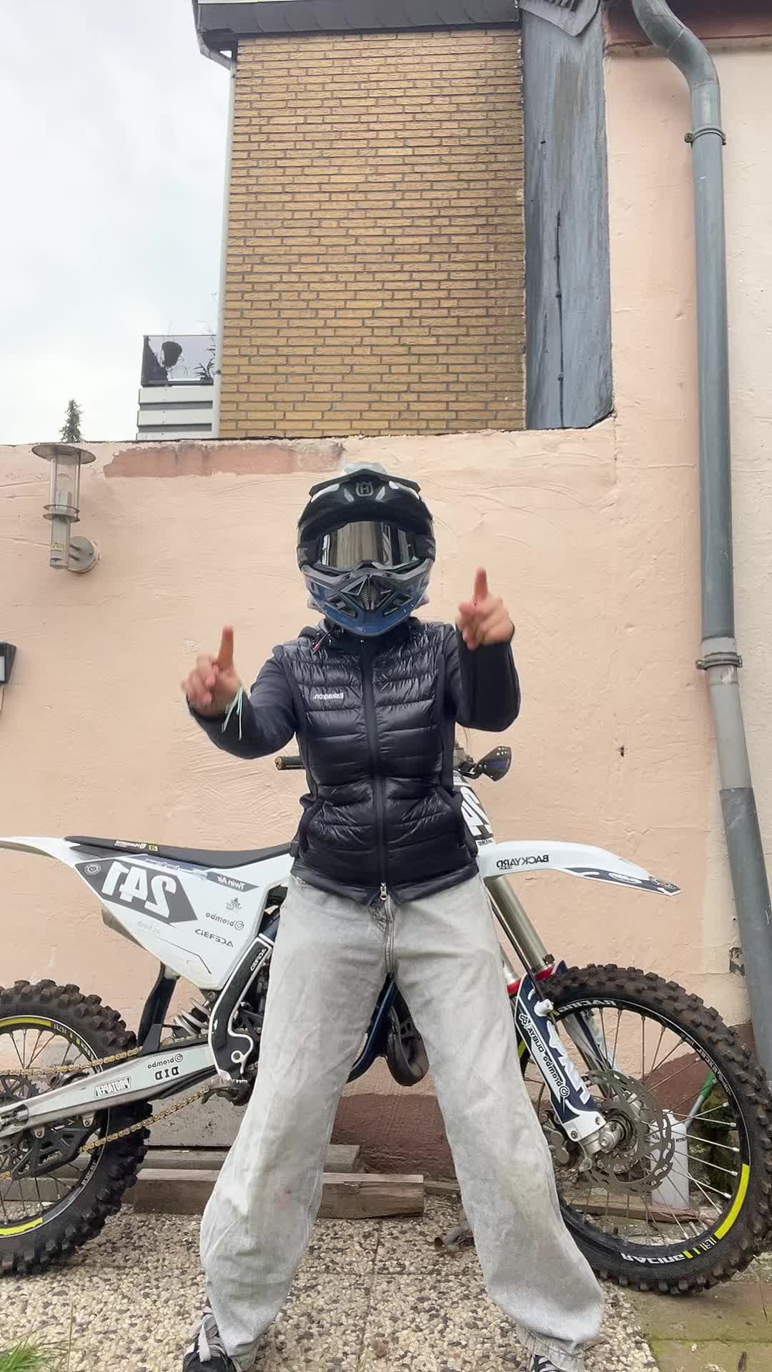 @Leo_mx😝