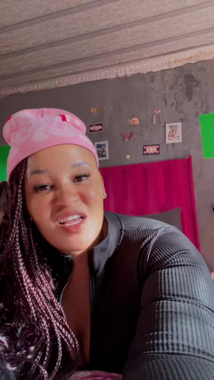 @Plus size hun ๐๐
