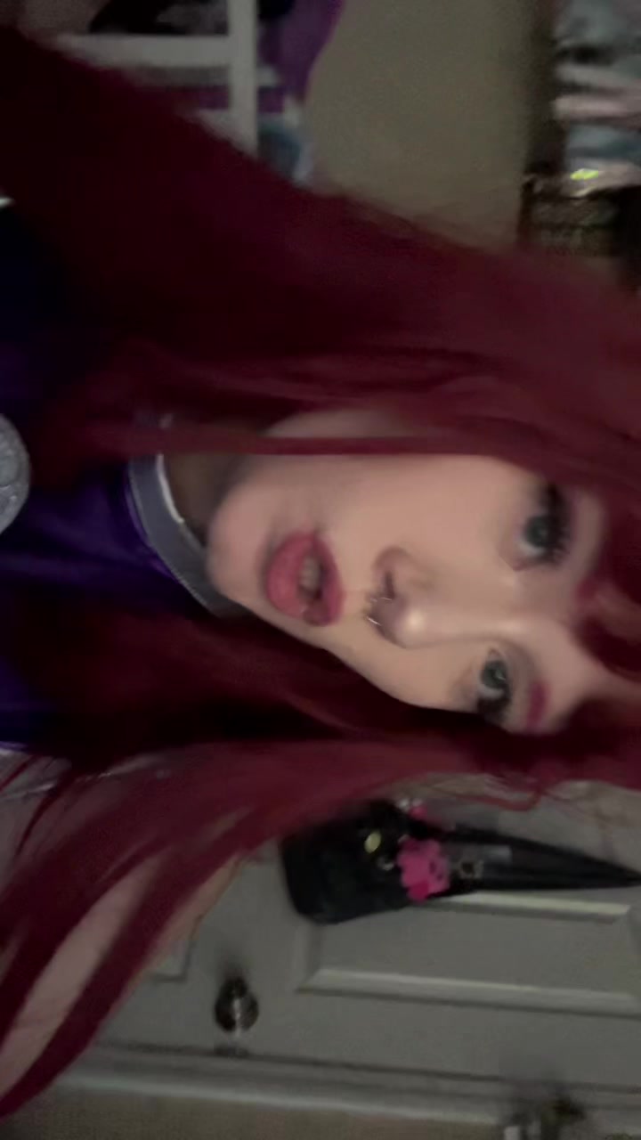@strawberry_bun_cosplay