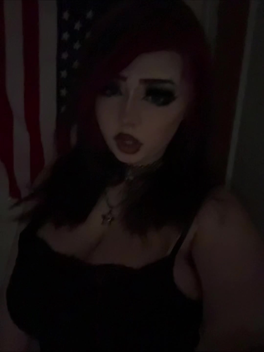 @🐞nikkie🐞