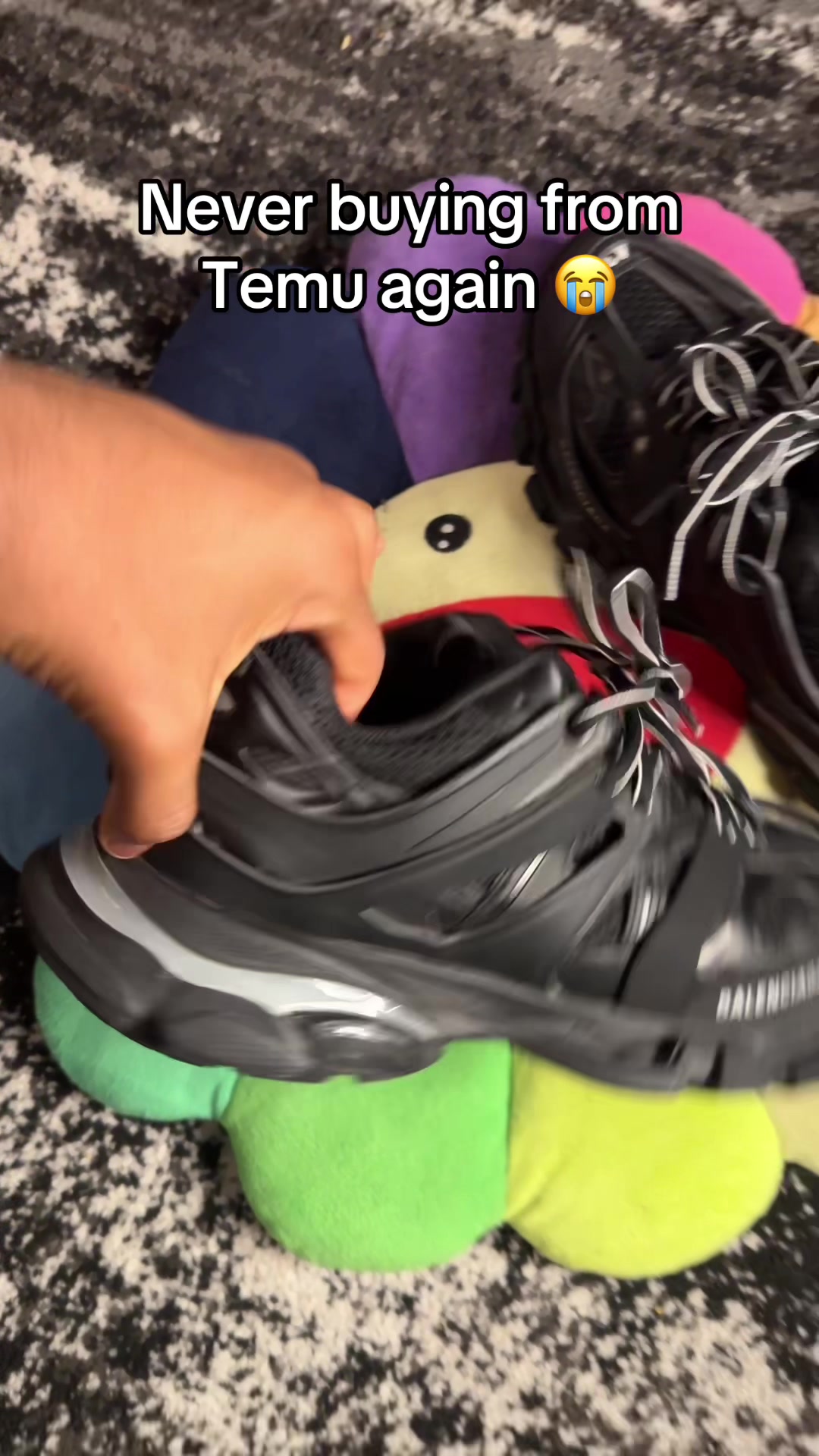 @SneakerLuverDude