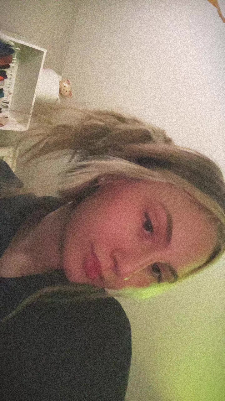 @👀