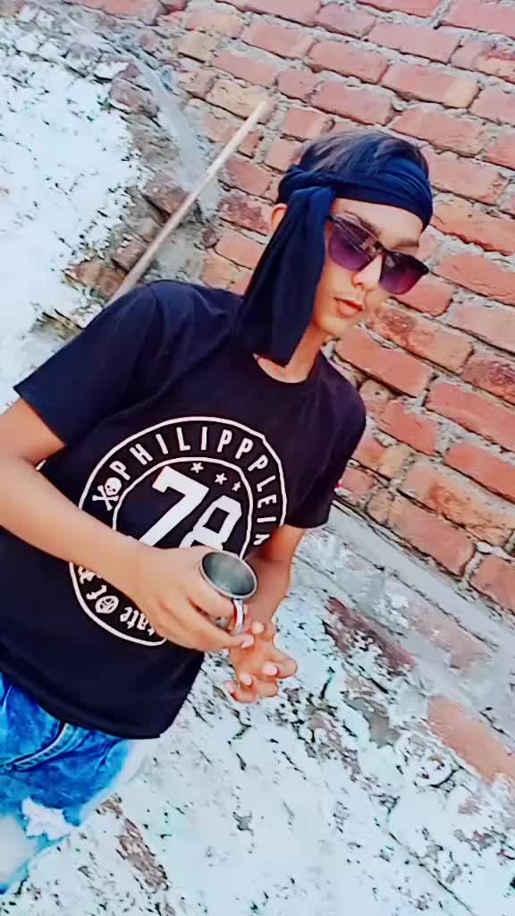 @13 brown boy01....