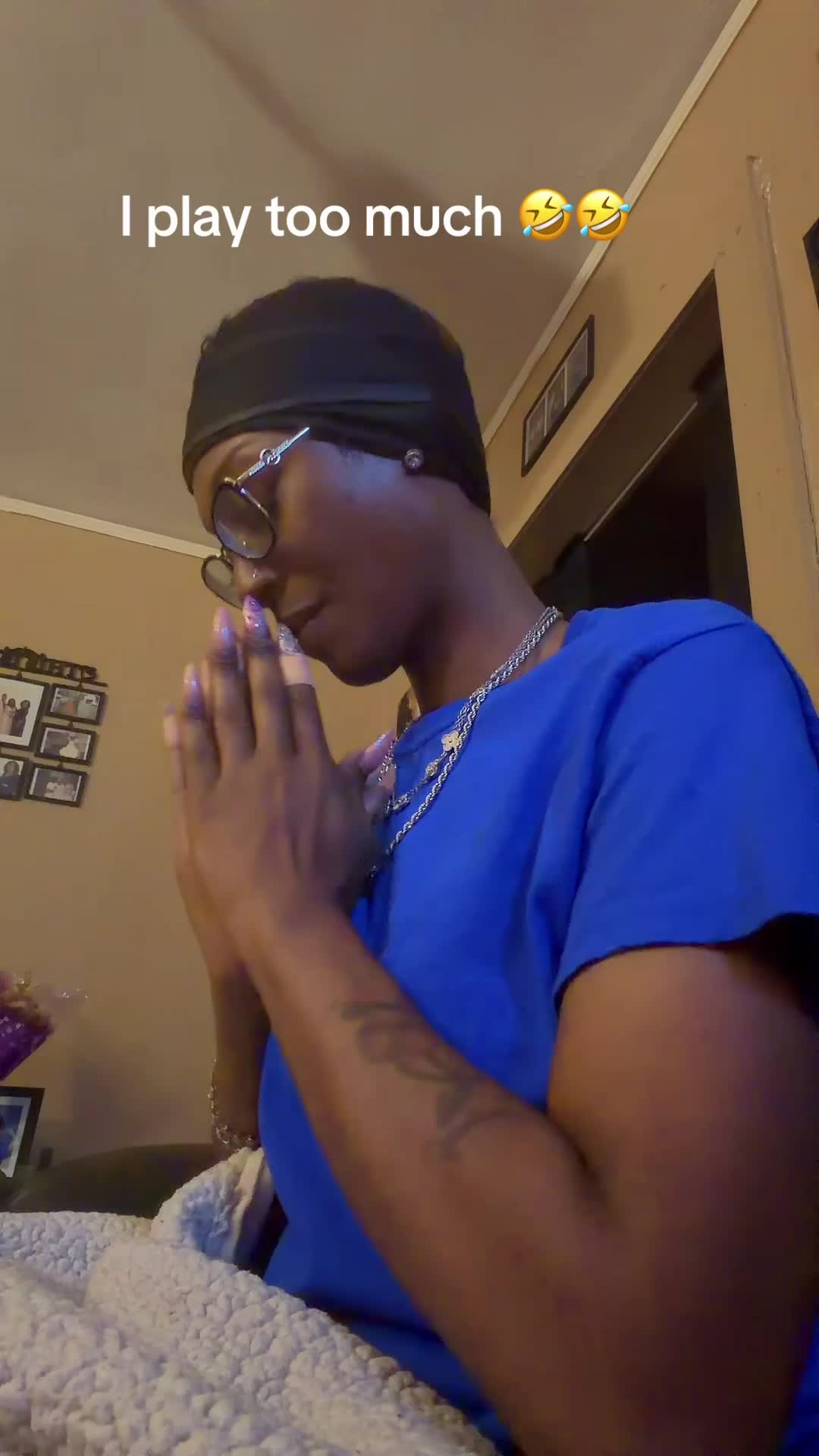 @AshMarchelle