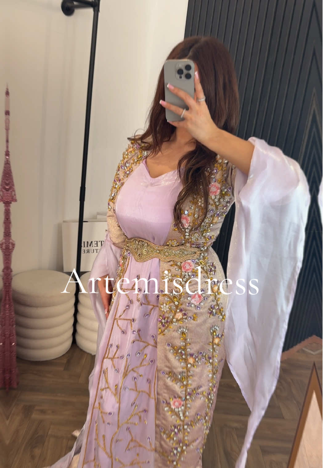 @artemisdress