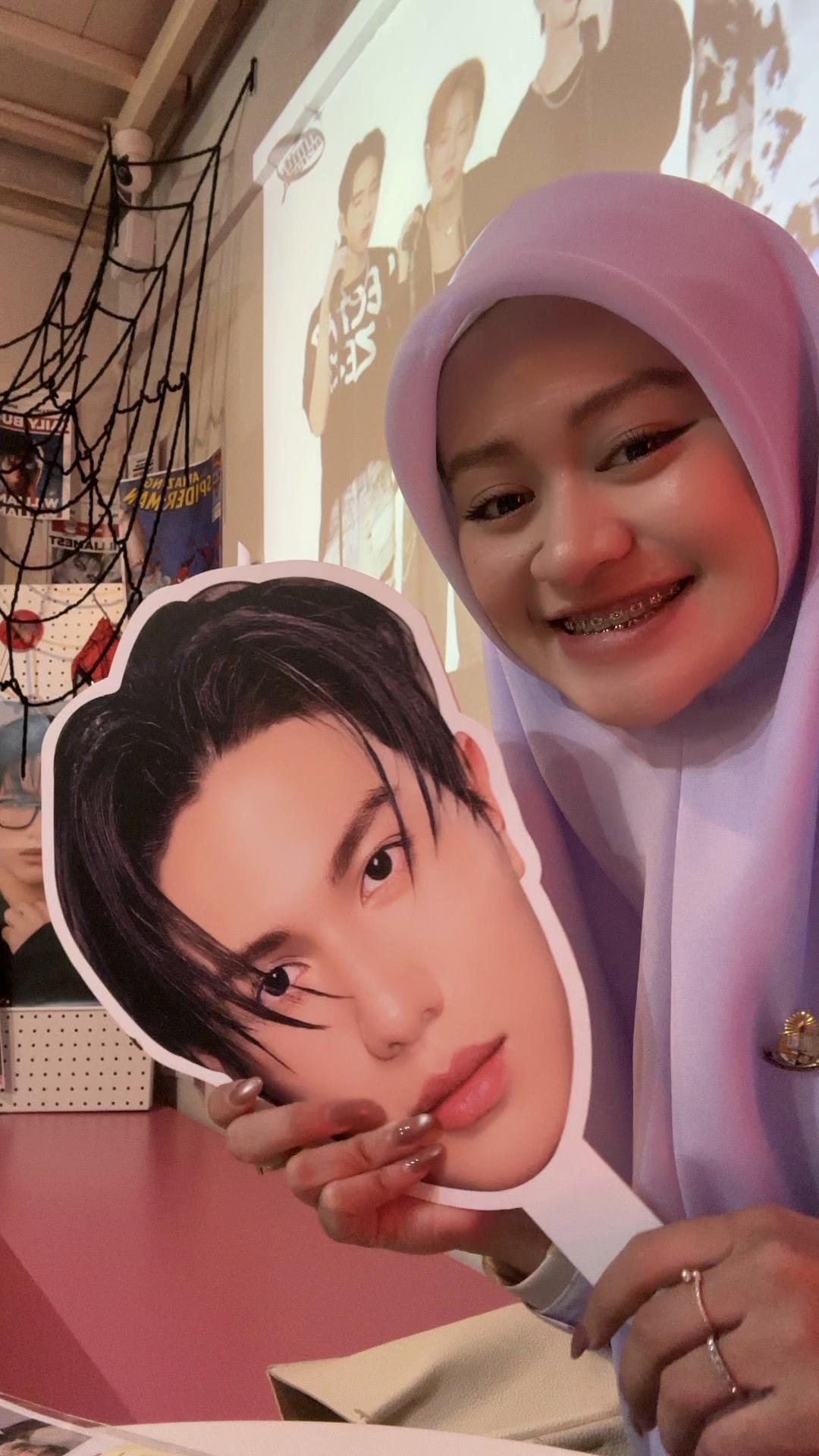 @𝐌𝐎𝐍𝐍𝐈𝐈𝐘♡︎
