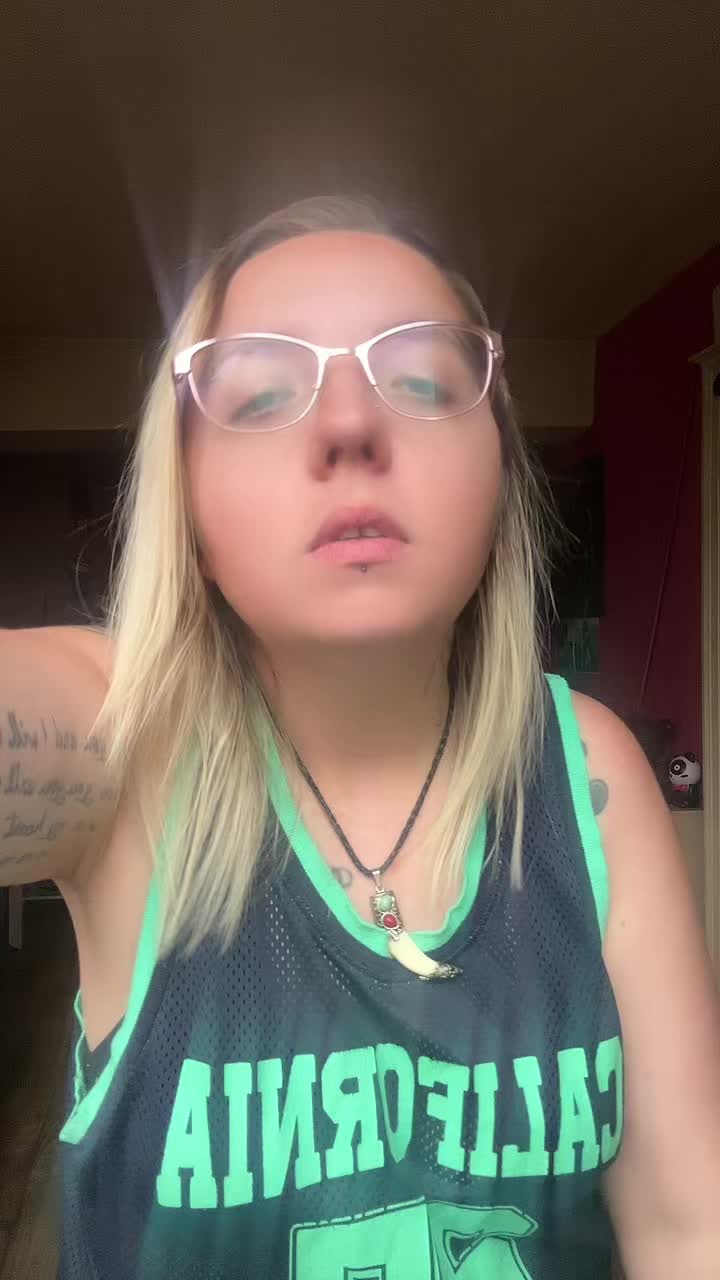 @Cheyenne_Keean 🏳️🌈