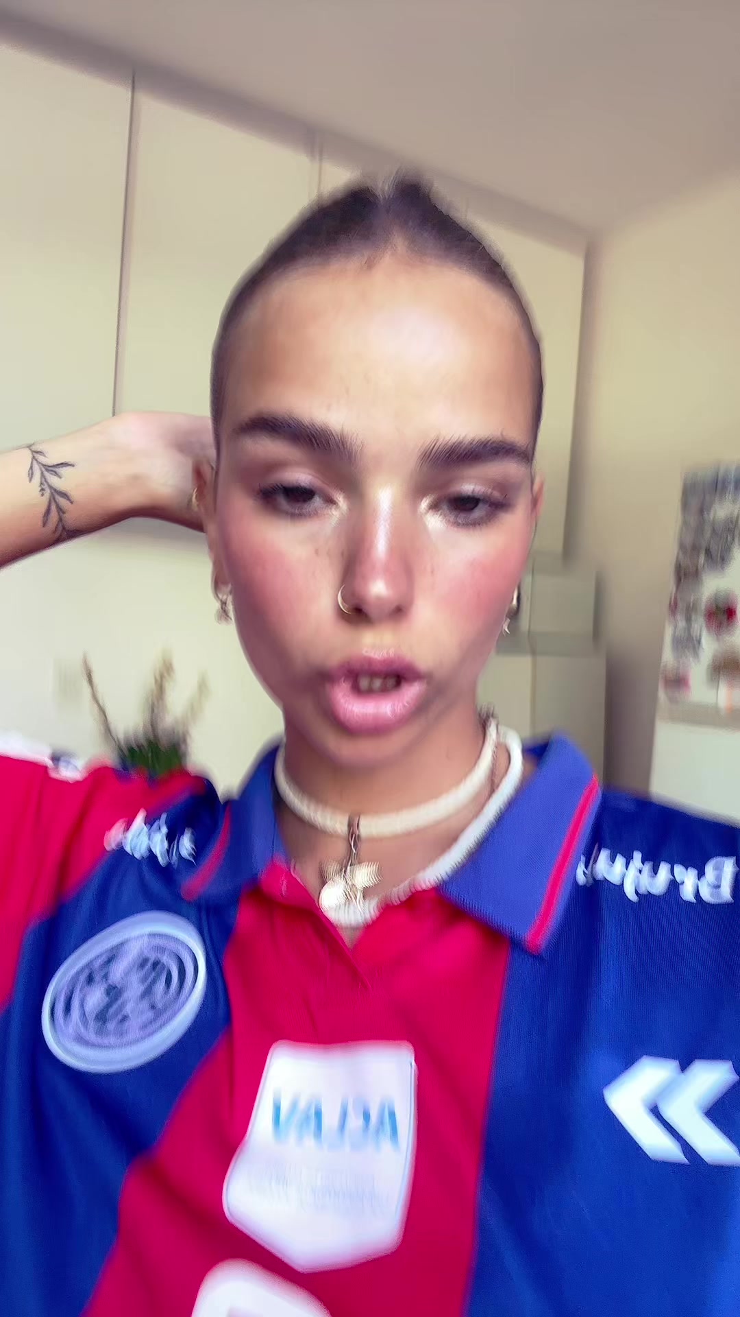 @Avii