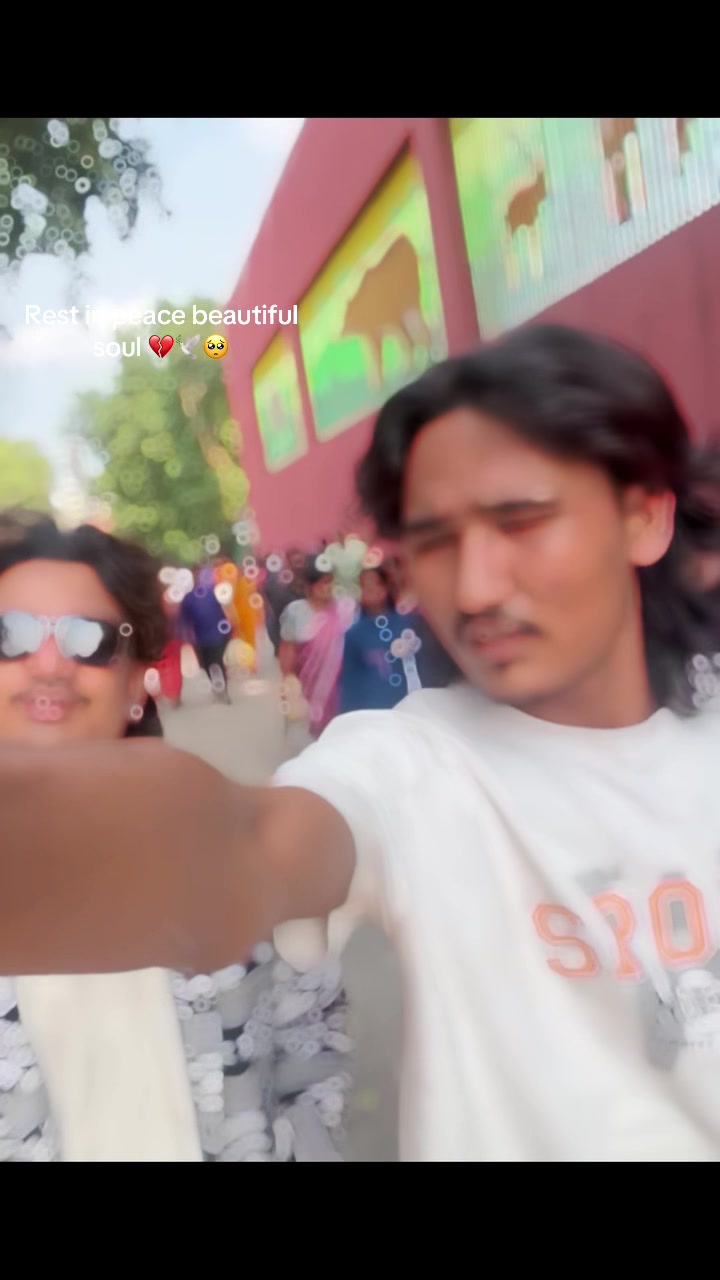 @️RoHiT 🧿💗